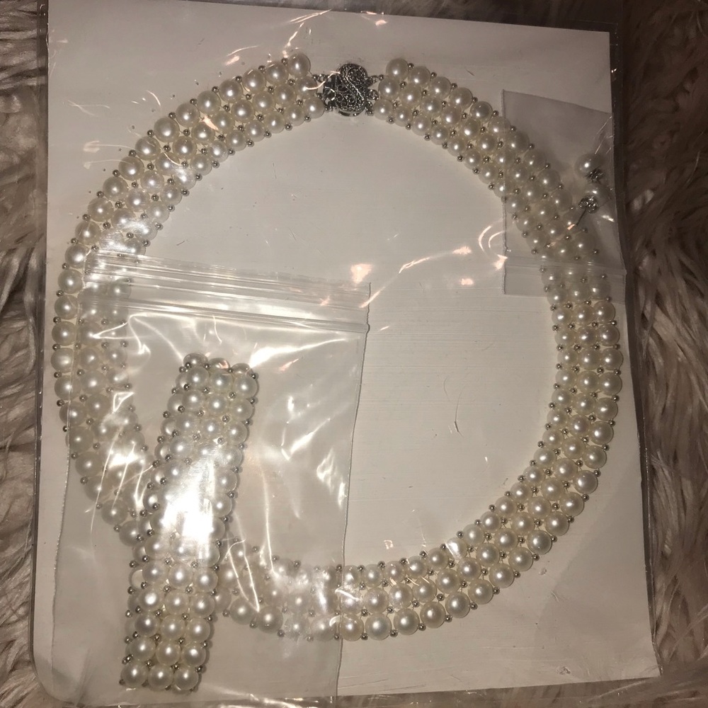 ✨✨NEW FRESH WATER PEARL SET!